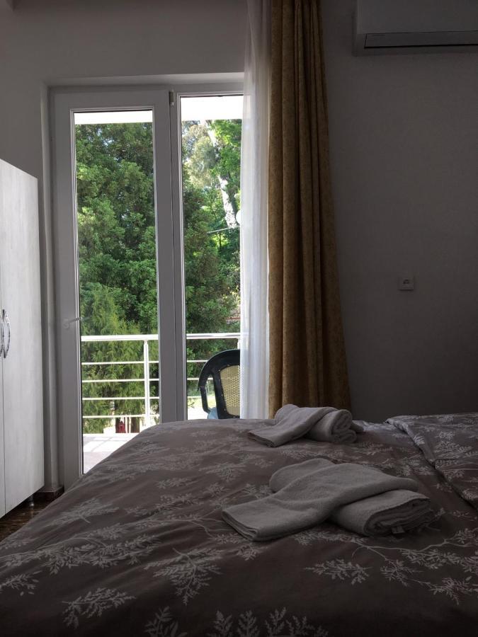 Hotel Rezo'S House Kvariati Zewnętrze zdjęcie