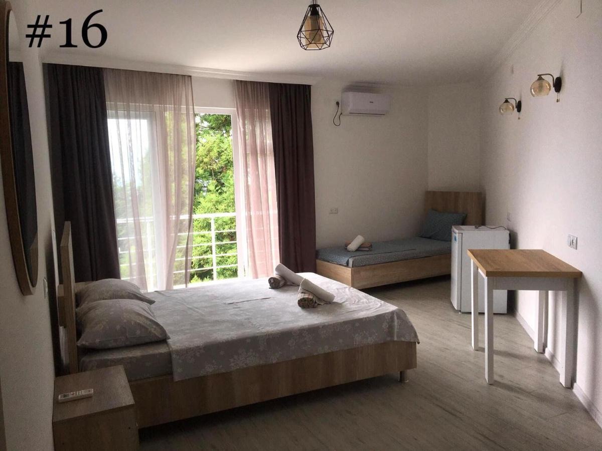 Hotel Rezo'S House Kvariati Zewnętrze zdjęcie