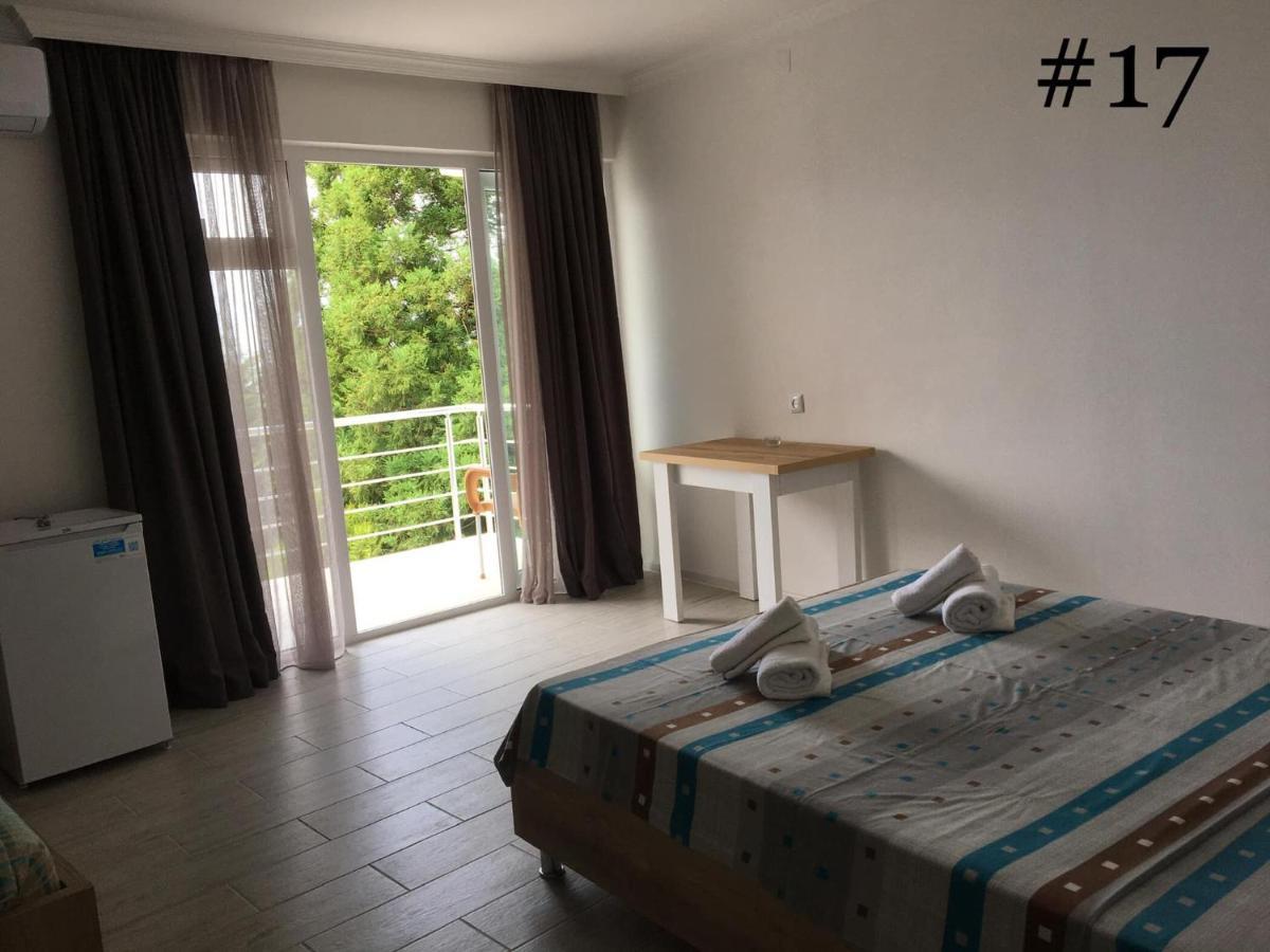 Hotel Rezo'S House Kvariati Zewnętrze zdjęcie