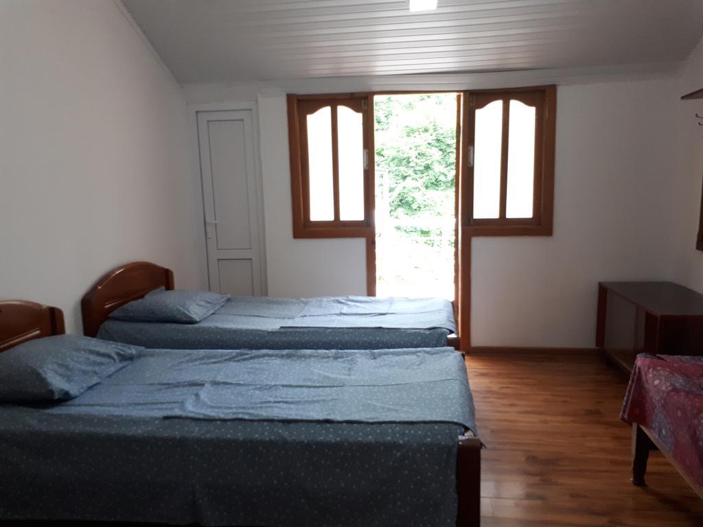 Hotel Rezo'S House Kvariati Zewnętrze zdjęcie