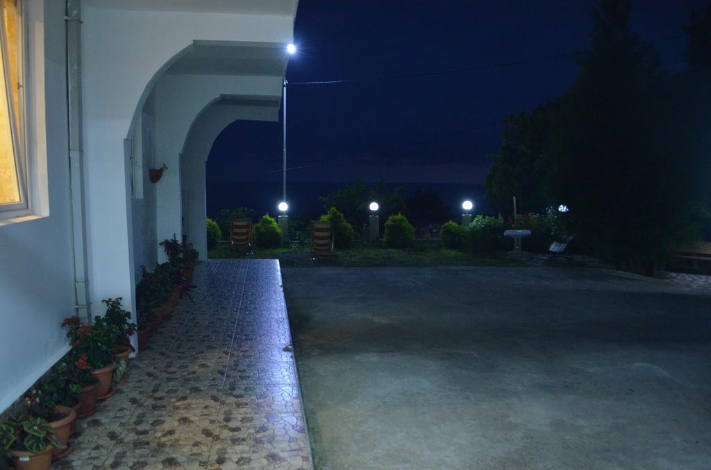 Hotel Rezo'S House Kvariati Zewnętrze zdjęcie